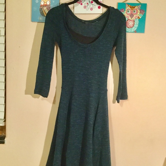 American Eagle Emerald Green Knit Dress with slip - Picture 2 of 4